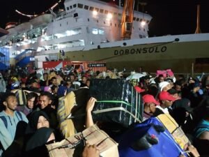 Tiket Kapal Sorong – Makassar – KM Dobonsolo