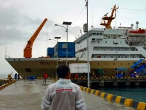 Tiket Kapal Jakarta – Bitung — KM Dorolonda