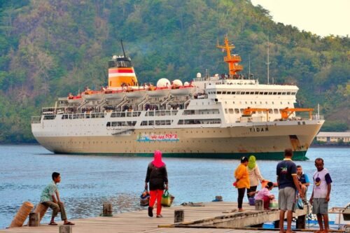 jadwal tiket kapal pelni km tidar
