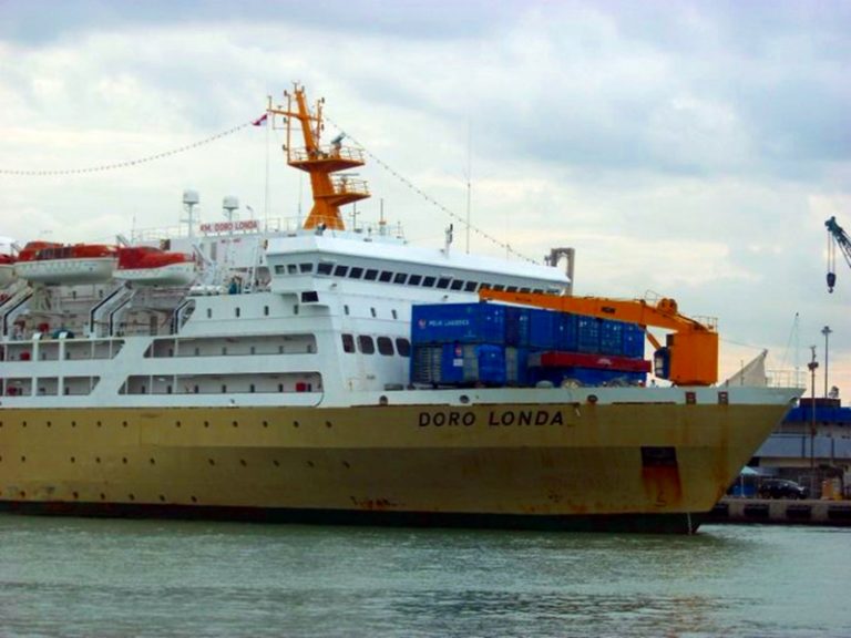 Harga Tiket Kapal Ternate Surabaya KM Dorolonda
