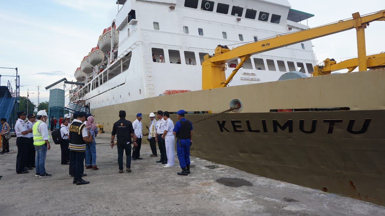 jadwal kapal pelni km kelimutu 2020 semarang sampit