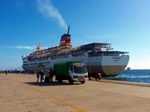 Tiket Kapal Banggai – Surabaya — KM Sinabung