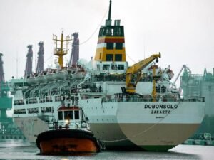 Tiket Kapal Makassar – Ambon — KM Dobonsolo
