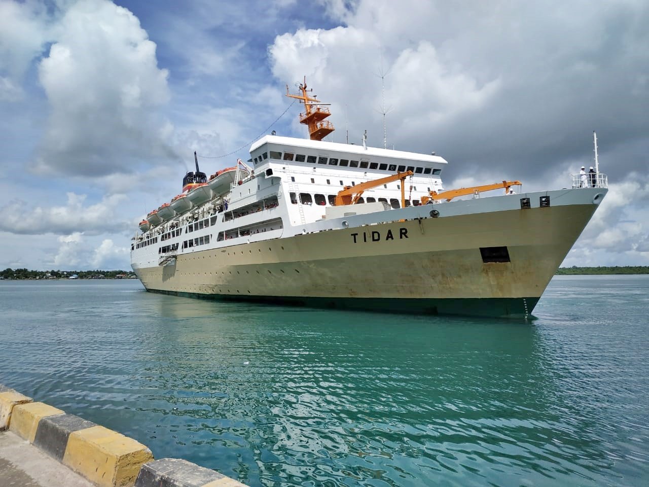 jadwal tiket kapal laut pelni km tidar