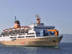 Tiket Kapal Ternate – Jakarta — KM Dorolonda