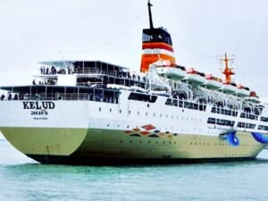 jadwal tiket kapal laut pelni km kelud