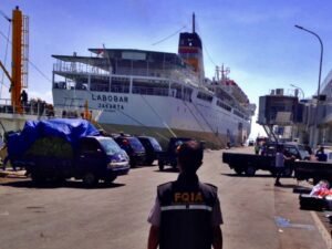 Tiket Kapal Balikpapan – Surabaya — KM Labobar