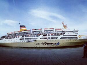 Tiket Kapal Larantuka – Makassar — KM Bukit Siguntang