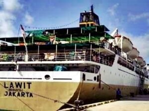 Tiket Kapal Sibolga – Jakarta — KM Lawit