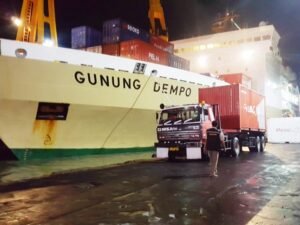 Tiket Kapal Makassar – Jakarta — KM Gunung Dempo
