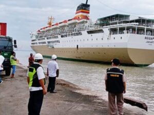 Tiket Kapal Tual – Makassar — KM Nggapulu