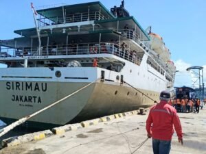Tiket Kapal Kupang – Lewoleba — KM Sirimau