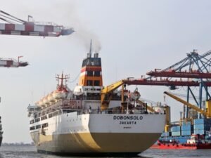 Jadwal Kapal Pelni KM Dobonsolo Agustus 2021