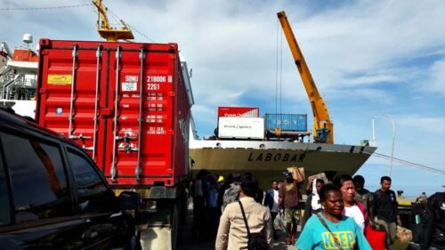 km labobar - jadwal dan tiket kapal laut pelni 2021 surabaya sorong manokwari jayapura