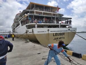 Tiket Kapal Timika – Makassar — KM Leuser