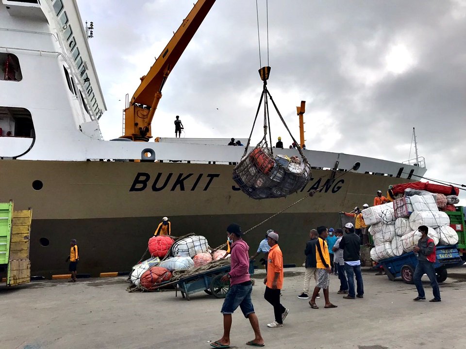 km bukit siguntang - jadwal dan tiket kapal laut pelni makassar