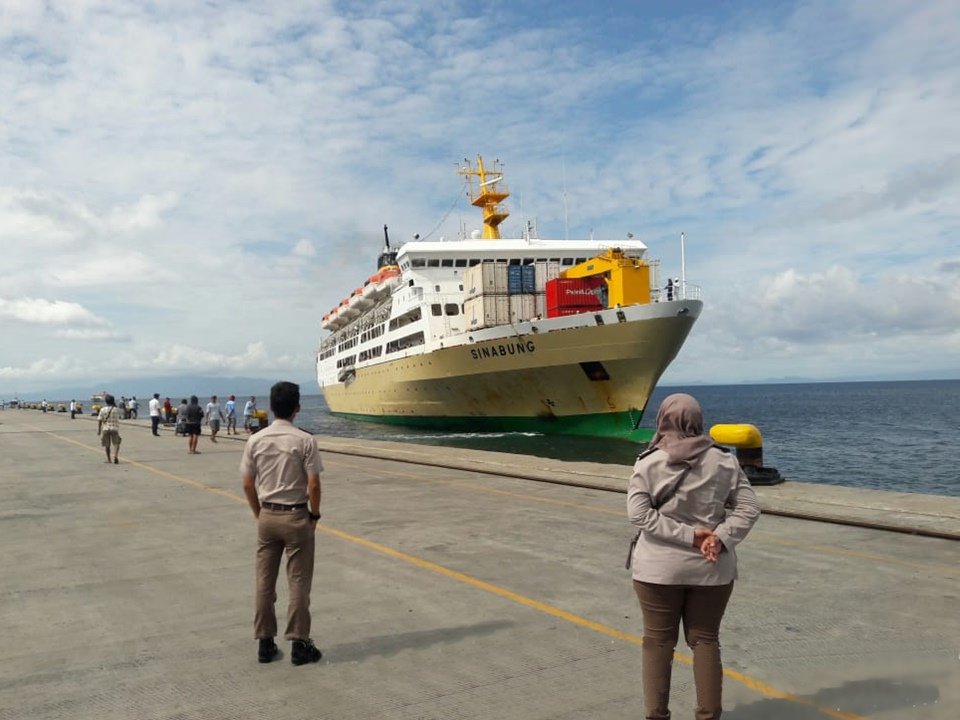 KM Sinabung - jadwal dan tiket kapal laut Pelni 2022 sorong bitung