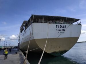 Tiket Kapal Nabire – Kaimana — KM Tidar