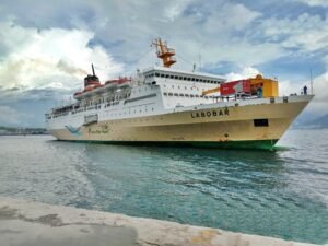Tiket Kapal Ternate – Surabaya — KM Labobar
