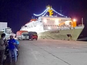 km labobar - jadwal dan tiket kapal laut pelni 2023